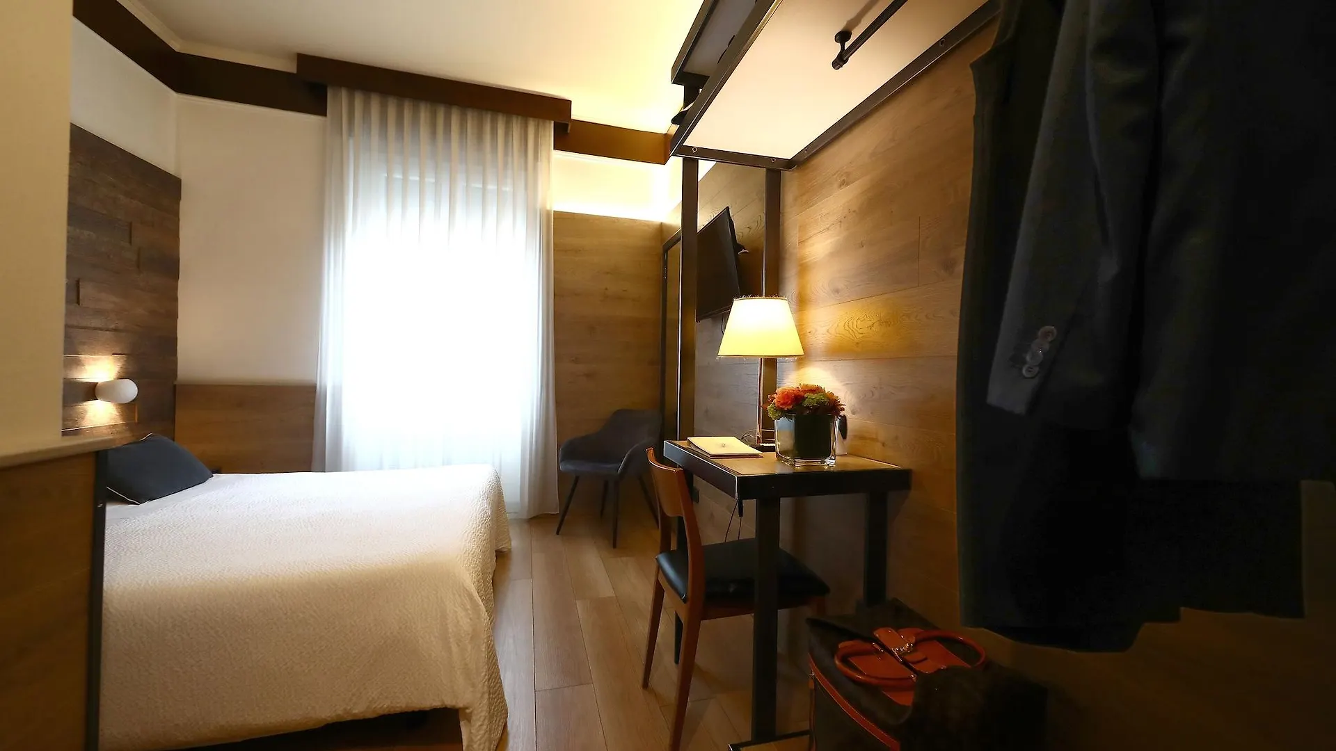 Hotel Italia Verona 3*,