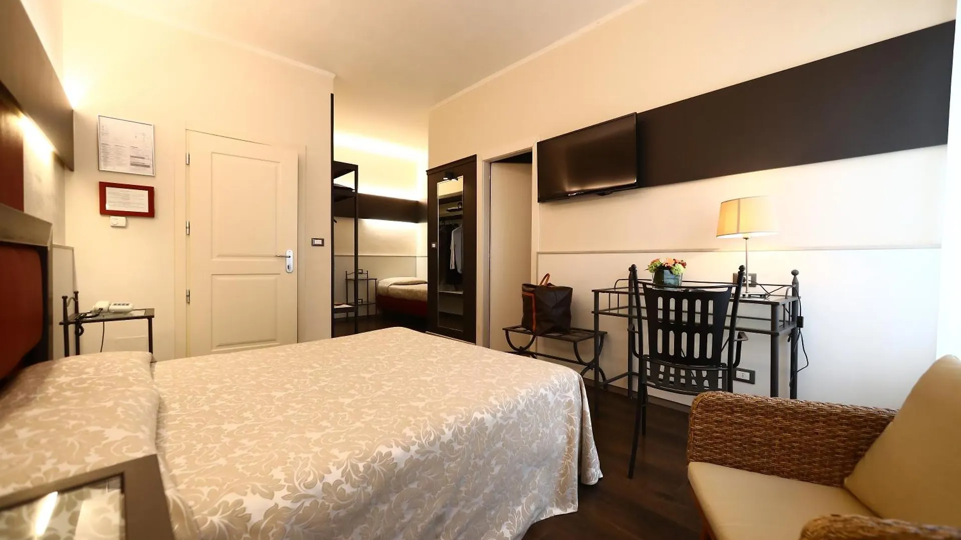 Hotel Italia Verona 3*,